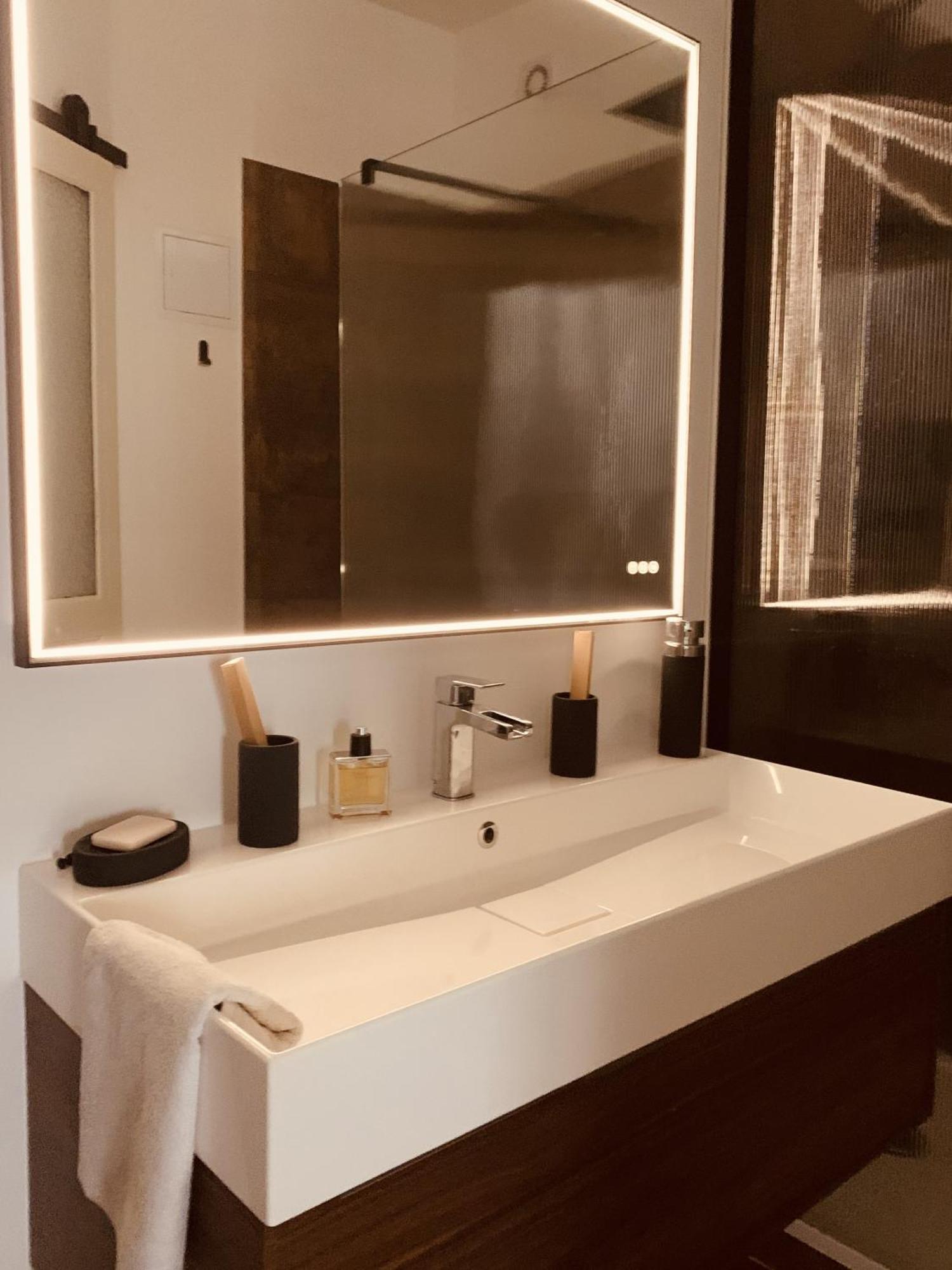 Casa Roma Montpellier Bed&Breakfast Chambres D Hote Bagian luar foto